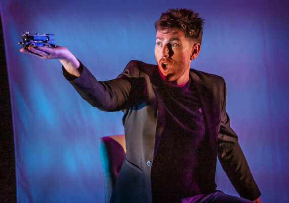 The MP, Aunty Mandy & Me – King’s Head Theatre, London