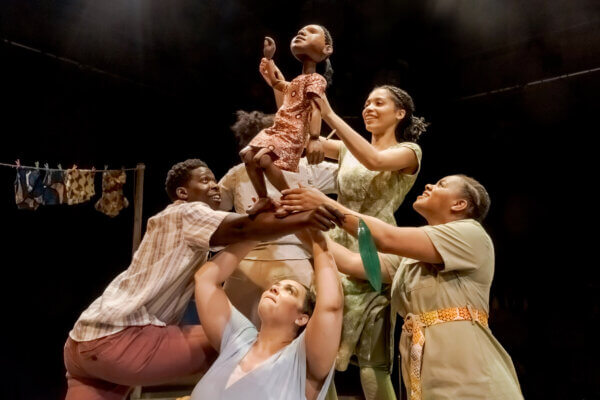 Anna Hibiscus’ Song – Tanya Moiseiwitsch Playhouse, Sheffield