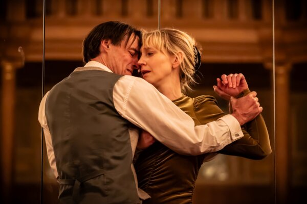 Ghosts – Sam Wanamaker Playhouse, London