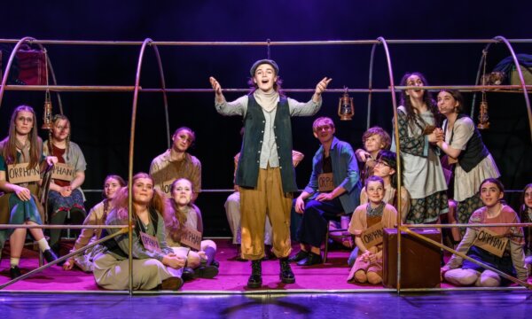 The Naughty Carriage on the Orphan Train – Birmingham Hippodrome