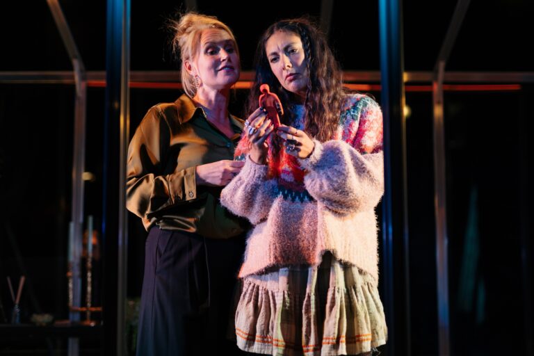 Isabelle – Middle Child Theatre, Hull