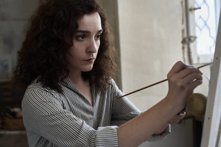 Leonora in the Morning Light Leonora im Morgenlicht #1©Mirjam Kluka_Dragonfly films_Alamode Film