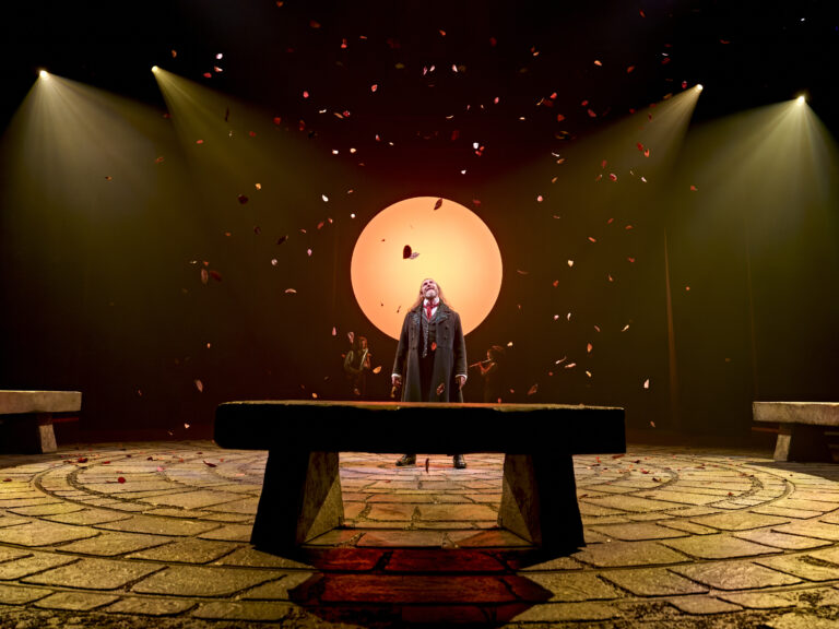 Twelfth Night – Crucible Theatre, Sheffield